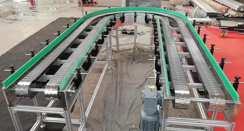 U��������